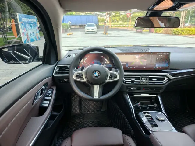 BMW 3 Series — Фото автомобиля 13