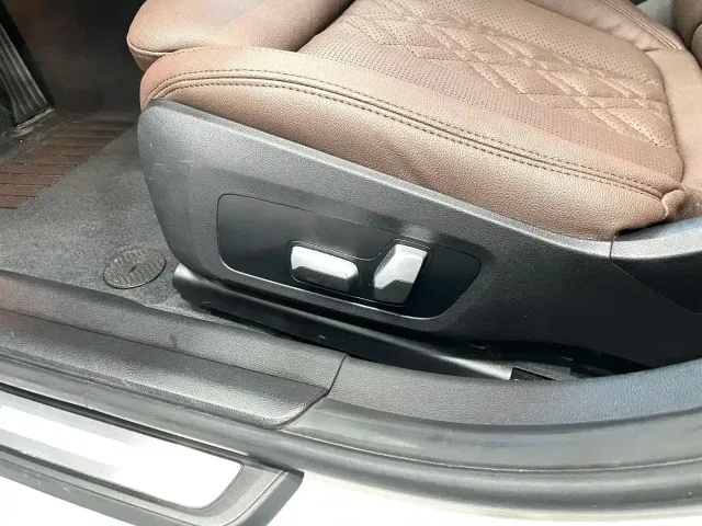 BMW 3 Series — Фото автомобиля 12