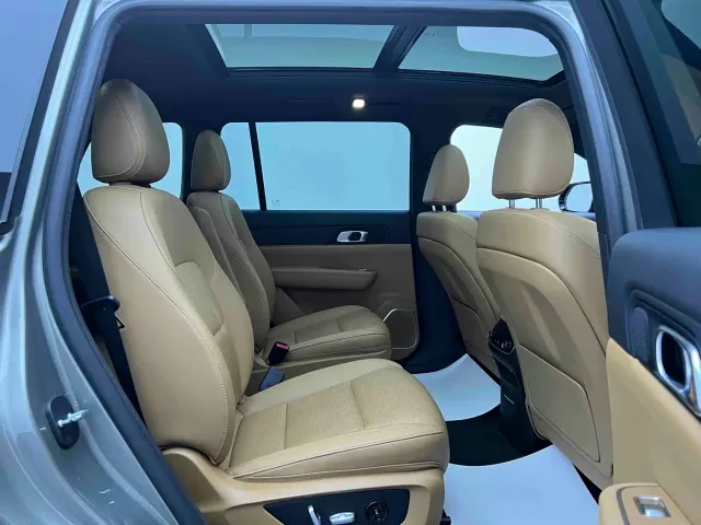 Li Auto ONE — Фото автомобиля 22