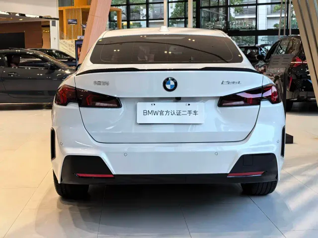 BMW 2 Series — Фото автомобиля 3