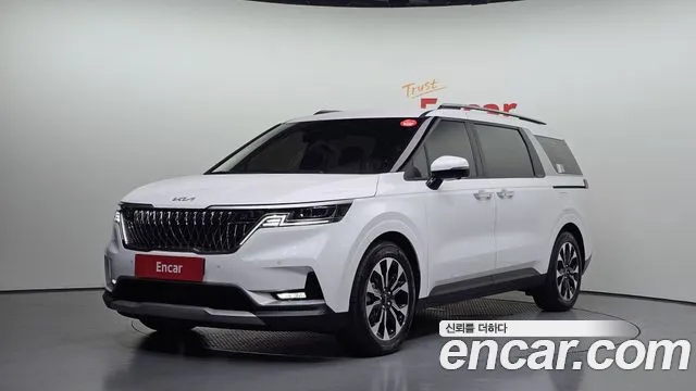 Фотография автомобиля — Kia Carnival 4th Gen