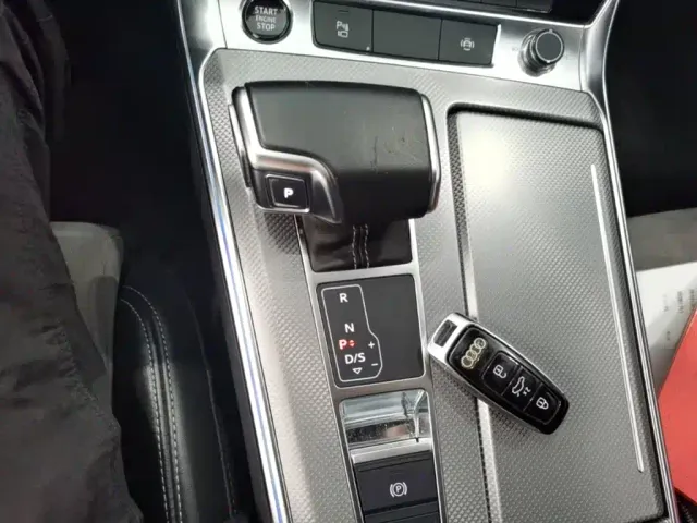 Audi A6L — Фото автомобиля 18