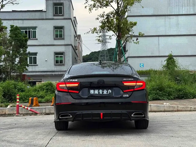 Honda Accord — Фото автомобиля 8