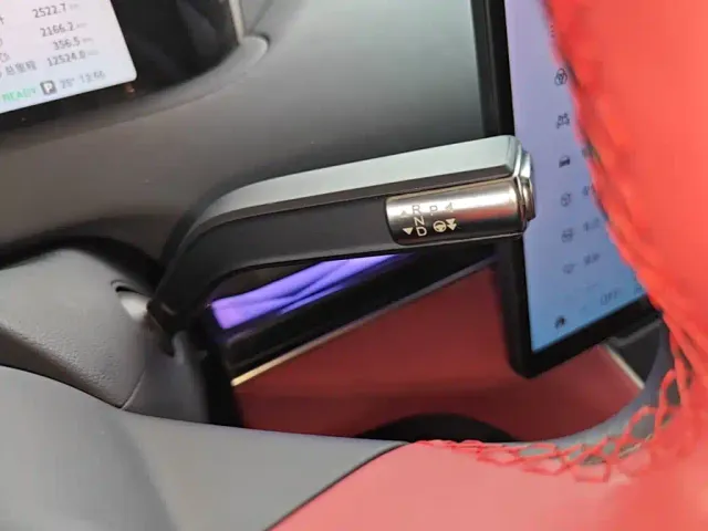 Exeed Exlantix ES — Фото автомобиля 9