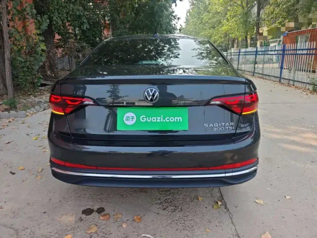 Volkswagen Sagitar — Фото автомобиля 3