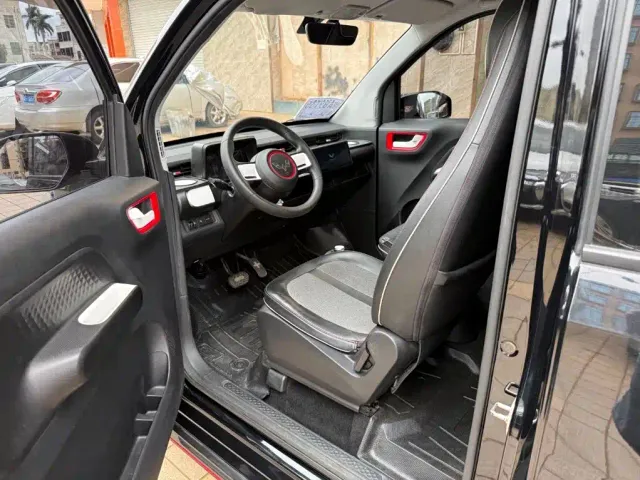Wuling Motors Hongguang MINIEV 2022 GAMEBOY 300km Urban Wind Chaser Limited Edition — Фото автомобиля 7