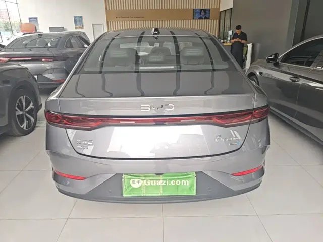 BYD Qin PLUS — Фото автомобиля 5