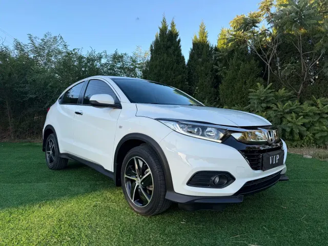Honda Vezel — Фото автомобиля 3