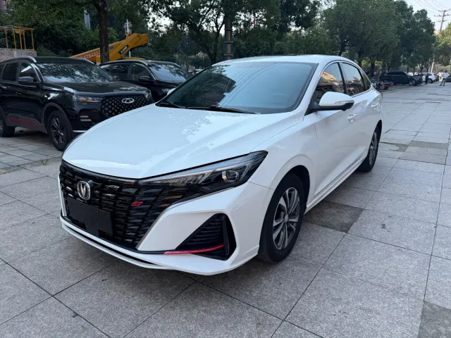 Фотография автомобиля — Changan Eado