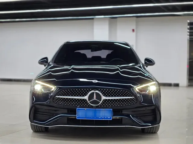 Mercedes-Benz C-Class — Фото автомобиля 2
