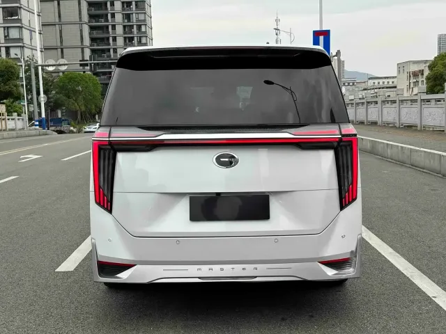 GAC Trumpchi M8 — Фото автомобиля 7
