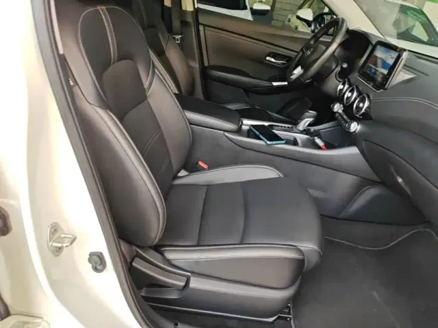 Nissan Sylphy — Фото автомобиля 24