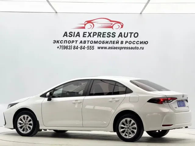 Toyota Corolla — Фото автомобиля 6