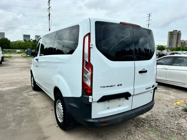 Ford Transit — Фото автомобиля 8