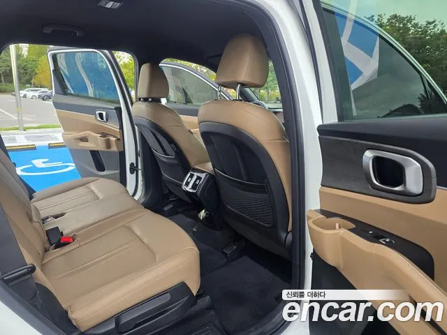 Kia Sorento — Фото автомобиля 4