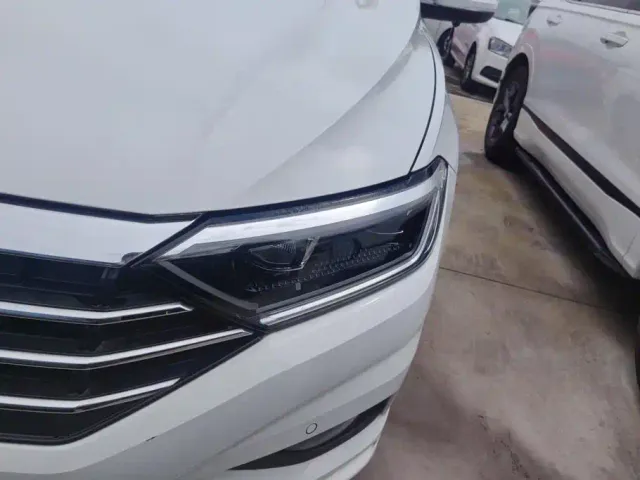 Volkswagen Sagitar — Фото автомобиля 5