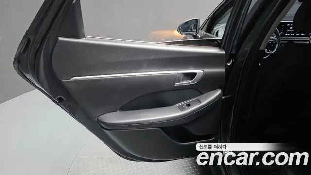 Hyundai Sonata — Фото автомобиля 14