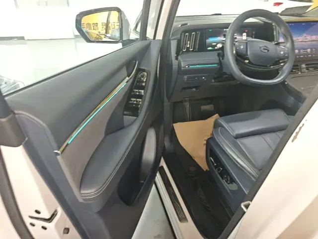 GAC Trumpchi Xiangwang M8 — Фото автомобиля 15