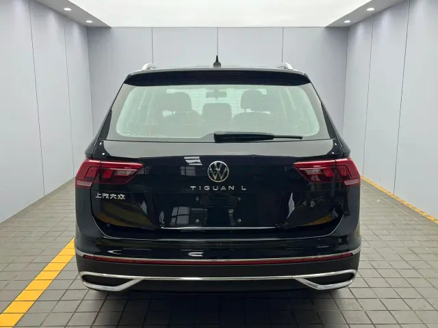 Volkswagen Tiguan L — Фото автомобиля 5