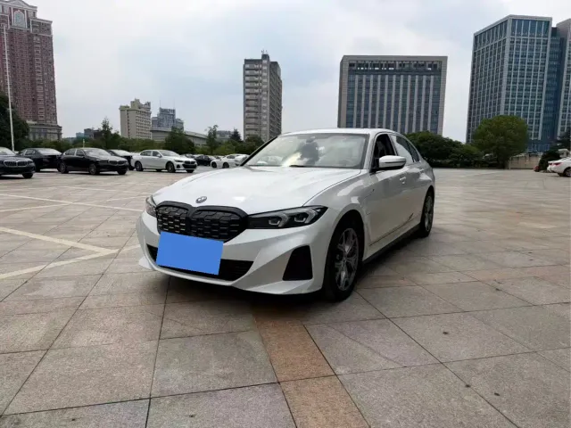 BMW i3 — Фото автомобиля 2
