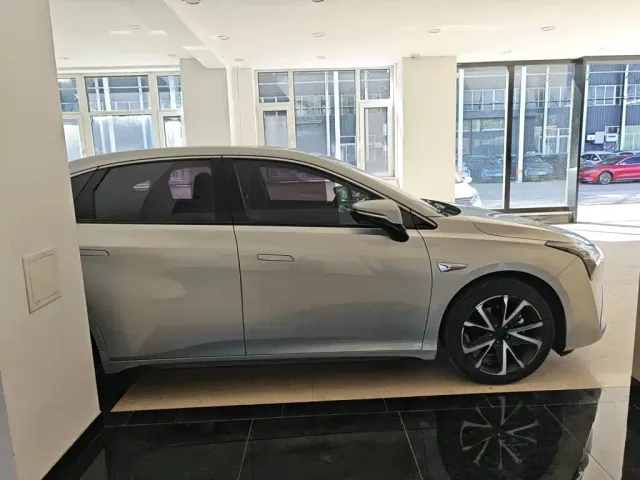 GAC Aion S Plus — Фото автомобиля 12
