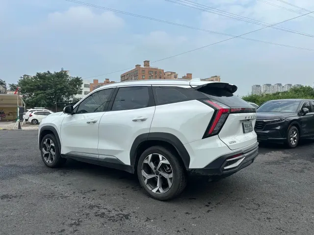 Geely Boyue L — Фото автомобиля 7