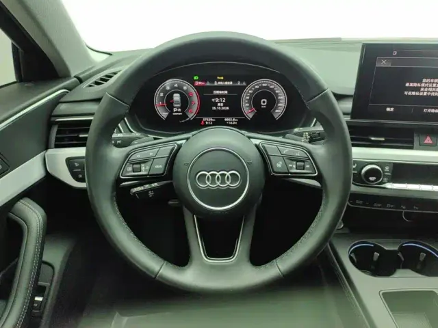 Audi A4L — Фото автомобиля 15