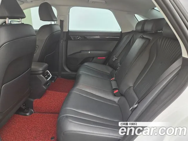 Hyundai Grandeur GN7 — Фото автомобиля 12