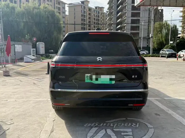 Nio ES8 — Фото автомобиля 8