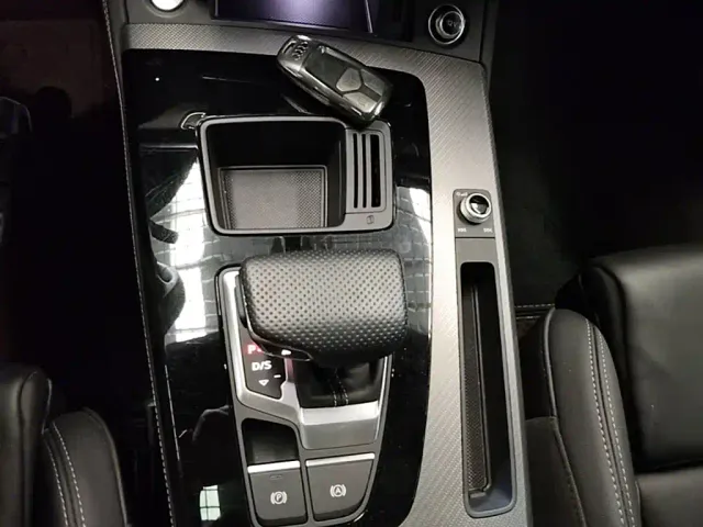 Audi Q5L — Фото автомобиля 13
