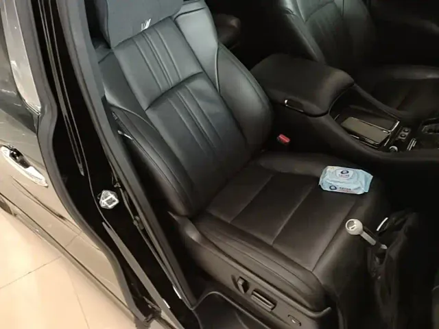 Toyota Vellfire — Фото автомобиля 24