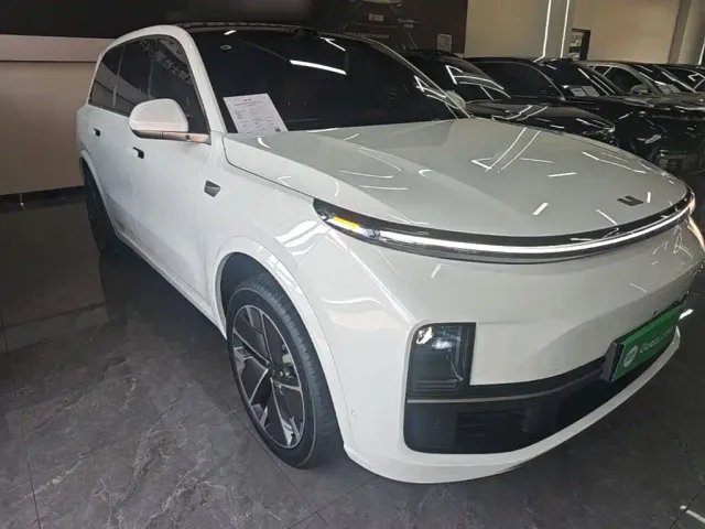 Li Auto L9 — Фото автомобиля 3