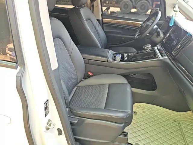 GAC Trumpchi M8 — Фото автомобиля 24