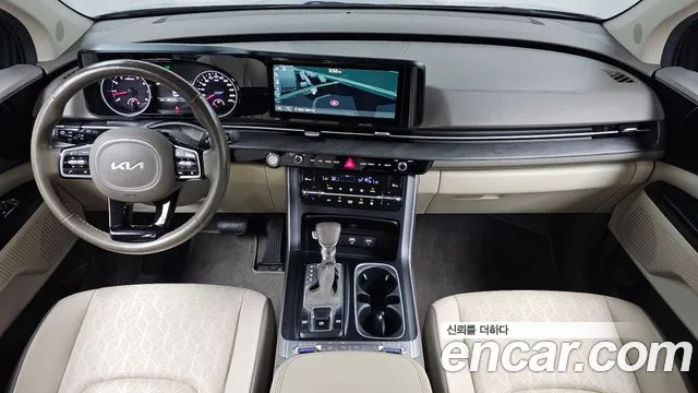 Kia Carnival Generation 4 — Фото автомобиля 10