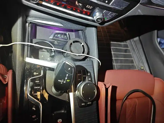 BMW 5 Series — Фото автомобиля 16