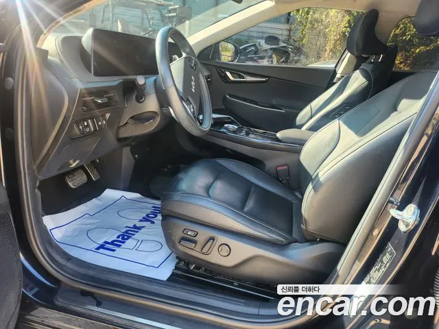 Kia EV6 — Фото автомобиля 7