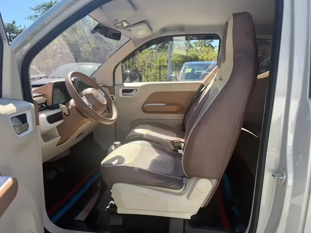 Wuling Hongguang Mini EV — Фото автомобиля 4