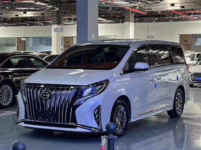 Фотография автомобиля — GAC Trumpchi M8