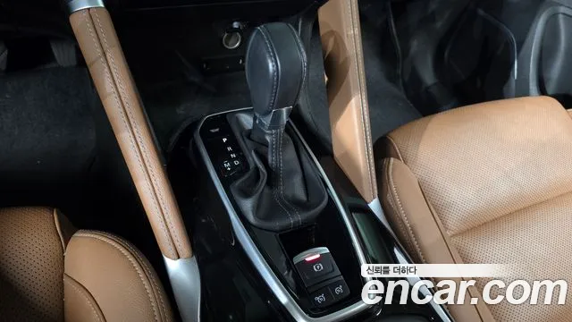 Renault-KoreaSamsung QM6 Новый QM6 2.0 GDe RE Signature 2WD — Фото автомобиля 9