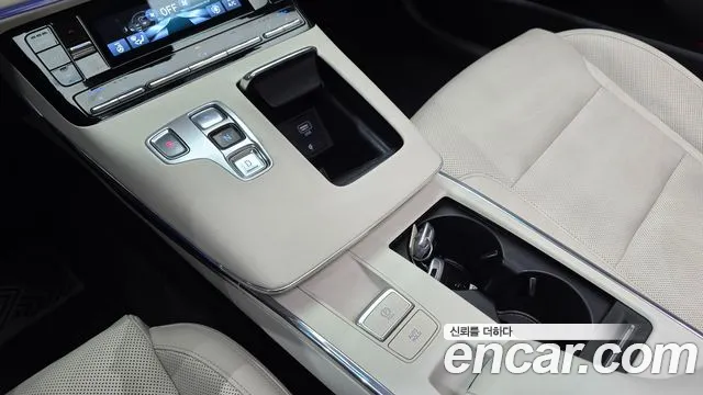Hyundai Grandeur Grandeur (New) — Фото автомобиля 9