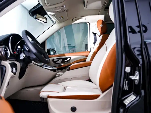 Mercedes-Benz V-Class — Фото автомобиля 23