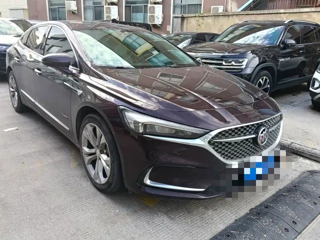 Buick LaCrosse — Фото автомобиля 3