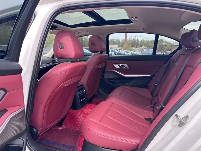 BMW 3 Series — Фото автомобиля 15