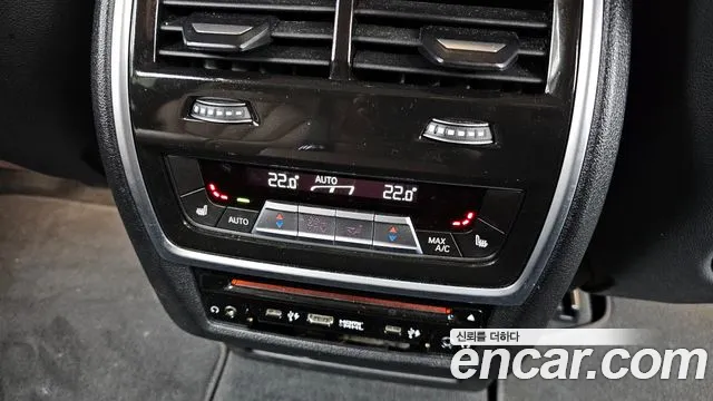 BMW X7 — Фото автомобиля 19