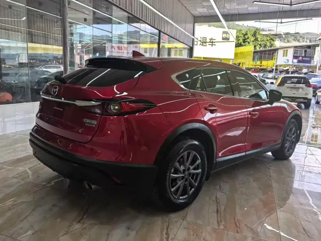 Mazda CX-4 — Фото автомобиля 14