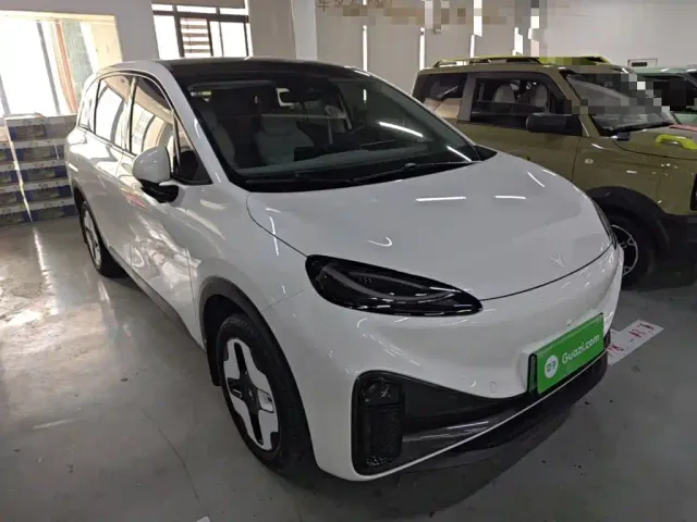 Arcfox Kaola S — Фото автомобиля 3
