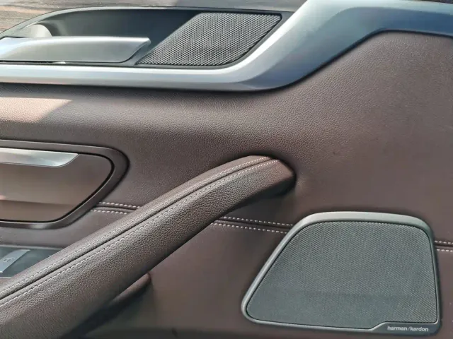 BMW 5 Series — Фото автомобиля 26