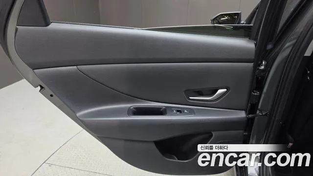 Hyundai Avante CN7 — Фото автомобиля 14