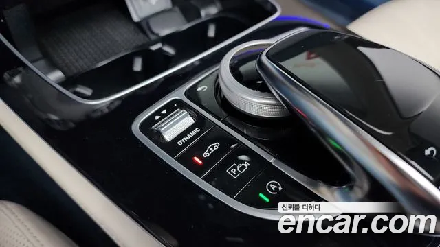 Mercedes-Benz E-Class — Фото автомобиля 13