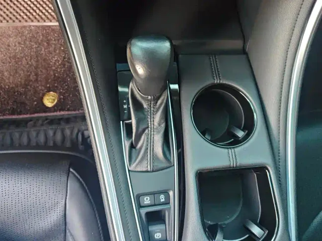 Toyota Avalon — Фото автомобиля 16